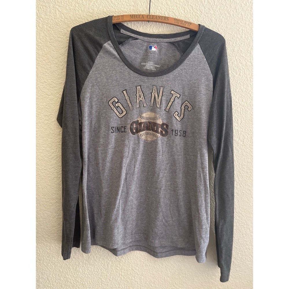 San Francisco Giants Women’s Long Sleeve Size Large